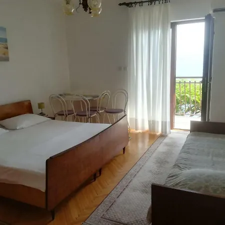 Ujdur * Omiš