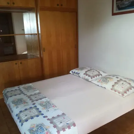 Ujdur * Omiš