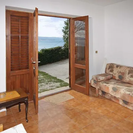 Ujdur Apartment Omis