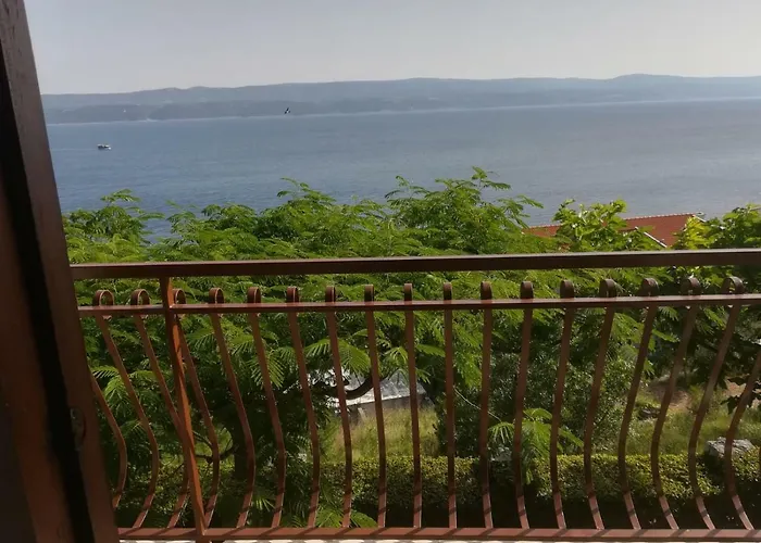 Ujdur Appartement Omiš